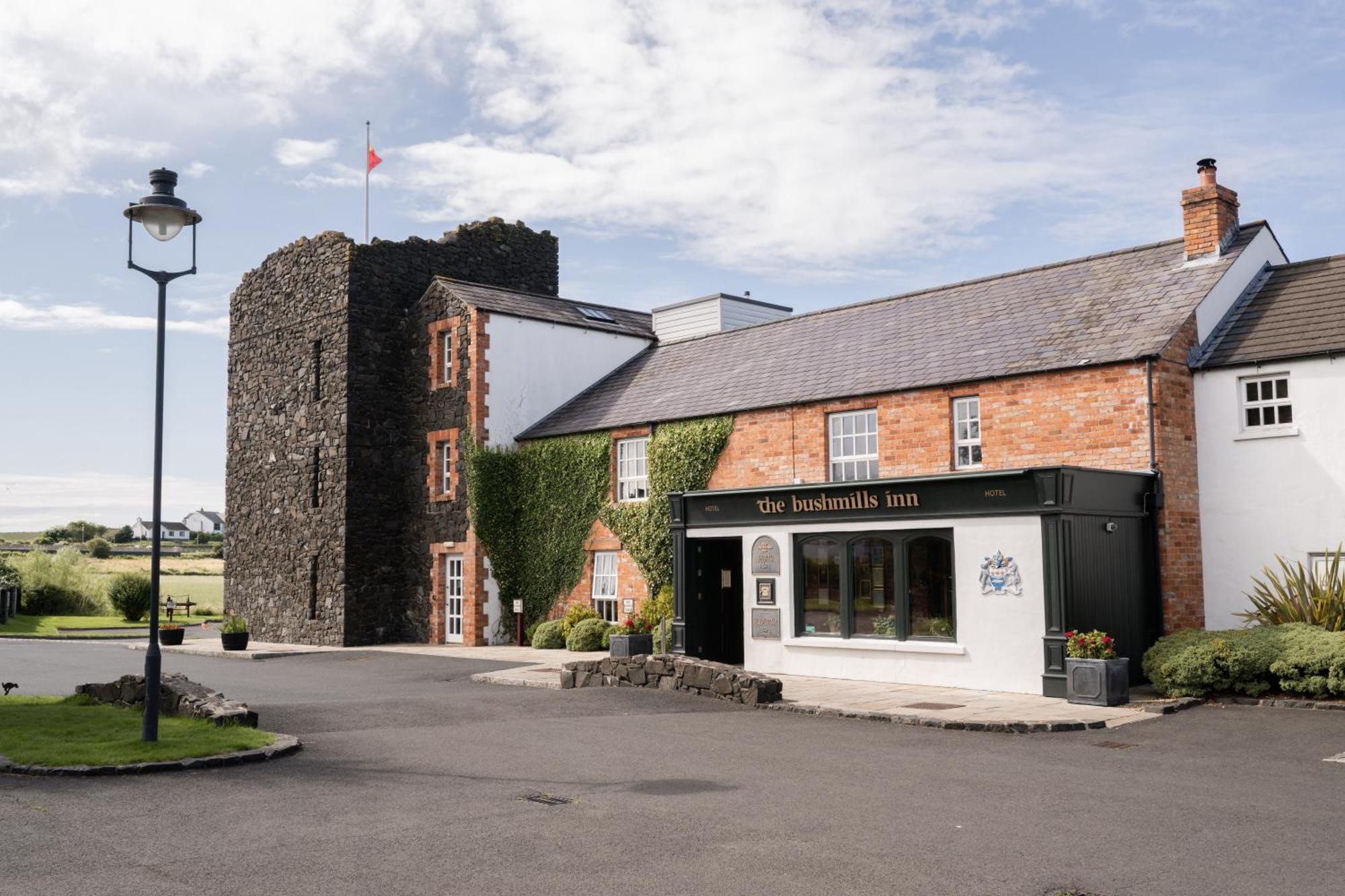Bushmills Inn Hotel & Restaurant Extérieur photo